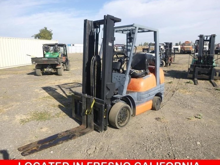 toyota-6fgcu30-forklift-image-1