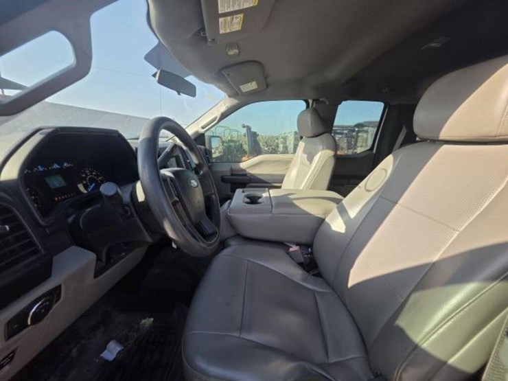 2016-ford-f150-image-5