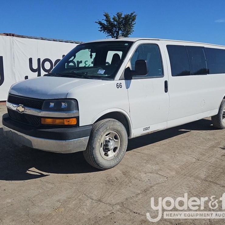2017 CHEVROLET 3500