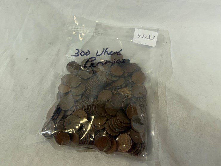 #40133-•-(300)-wheat-pennies-image-1