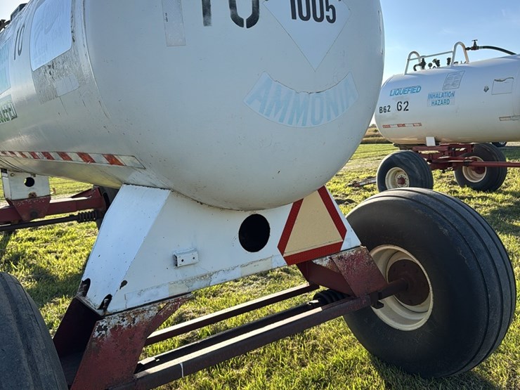 11-1.-1450-gallon-nh3-tank,-16.5l-16.1-tires-image-11