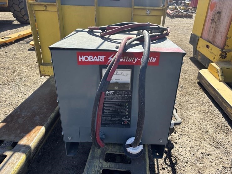 hyster-b60xt-pallet-lift-image-5