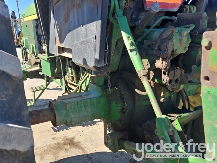 1991-john-deere-4555-image-25