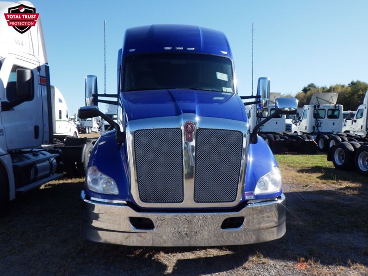 2021-kenworth-t680-image-2