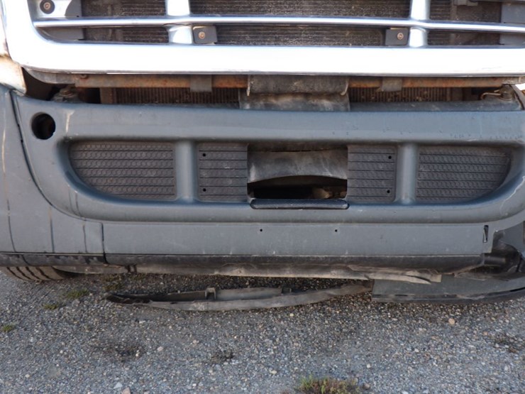 2015-freightliner-cascadia-125-image-4