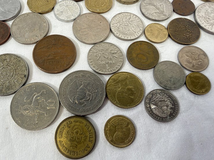 #40149-•-bag-of-foreign-coins-image-3