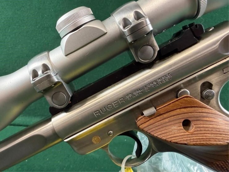 ruger-mark-ii-target-22lr-pistol-image-14