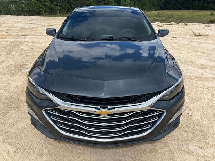 2020-chevrolet-malibu-4-door-sedan-(140,570-miles)-image-5
