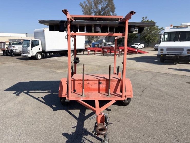 2011-myers-&-sons-gb4001-arrowboard-trailer-image-8