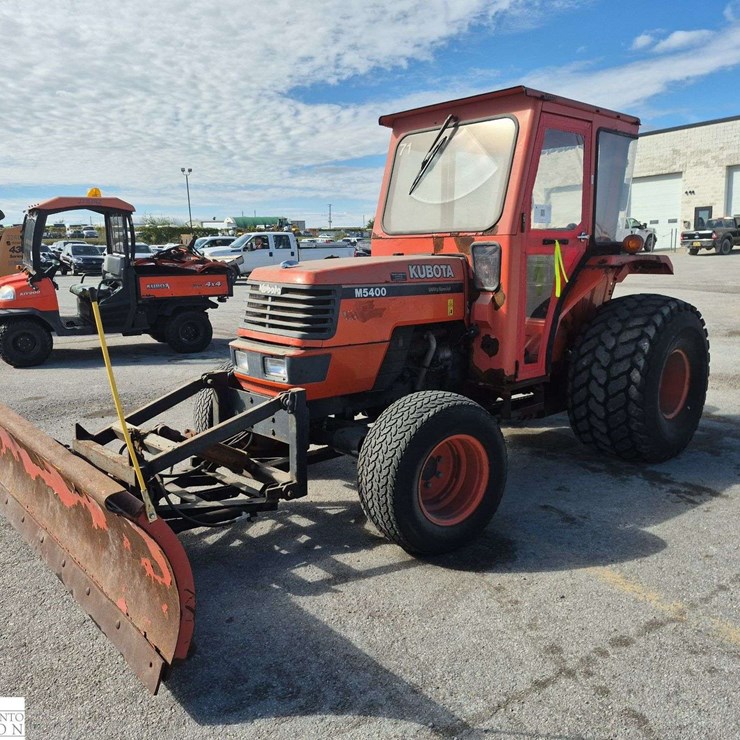 1999 KUBOTA M5400