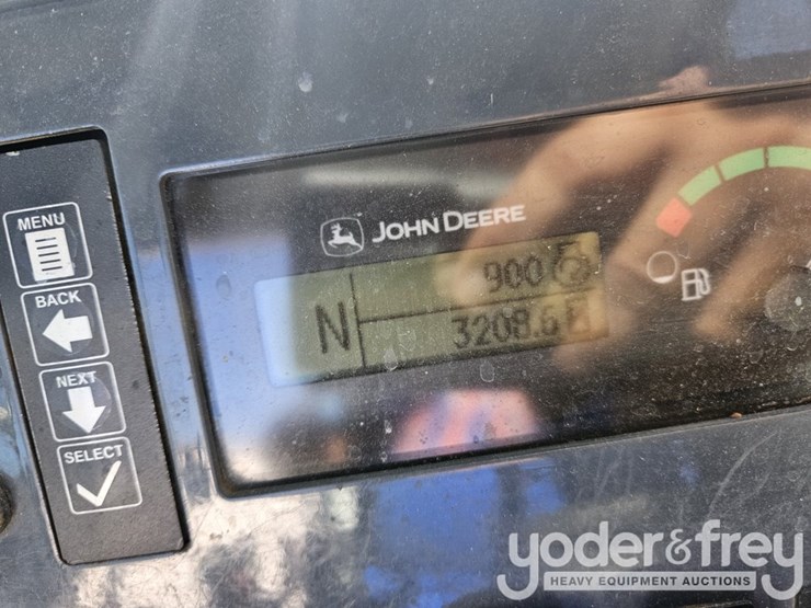 2013-deere-310k-image-46