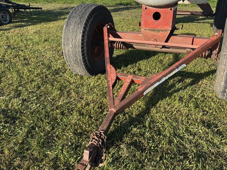11-6-1450-gallon-nh3-tank,-16.5---22.5-tires-image-3