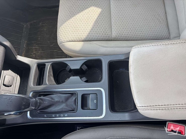 2018-ford-escape-image-18