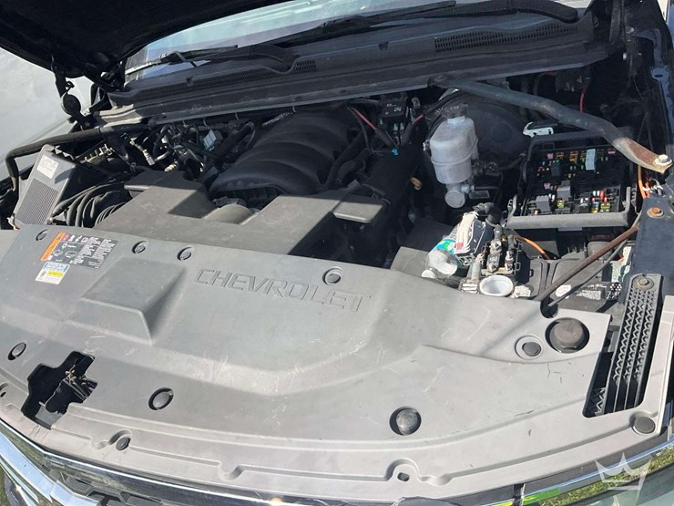2018-chevrolet-tahoe-image-16