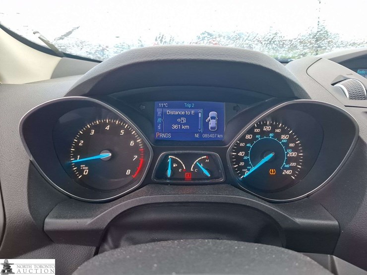 2013-ford-escape-image-11