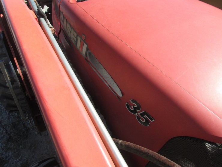 case-ih-35-image-21