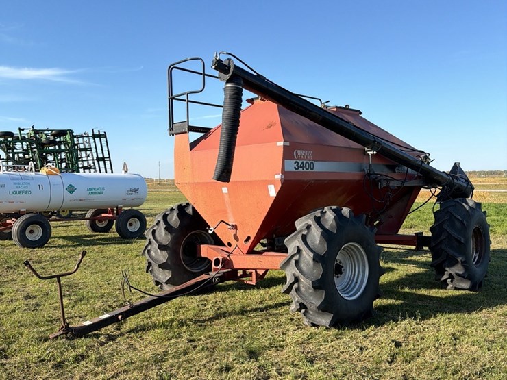 case-ih-3400-image-4