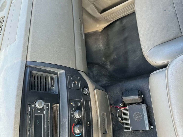 2008-dodge-3500-image-14