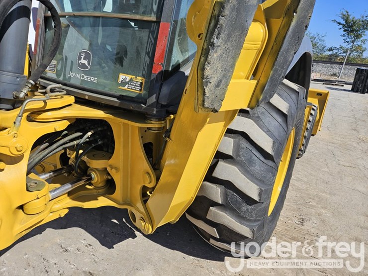 2013-deere-310k-image-33