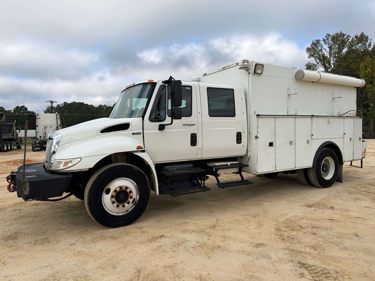 2013-international-durastar-4300-image-1