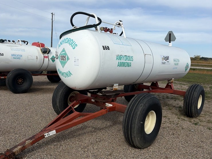 11-13-1450-gallon-nh3-tank,-16.5l---16.1-sl-tires-image-12