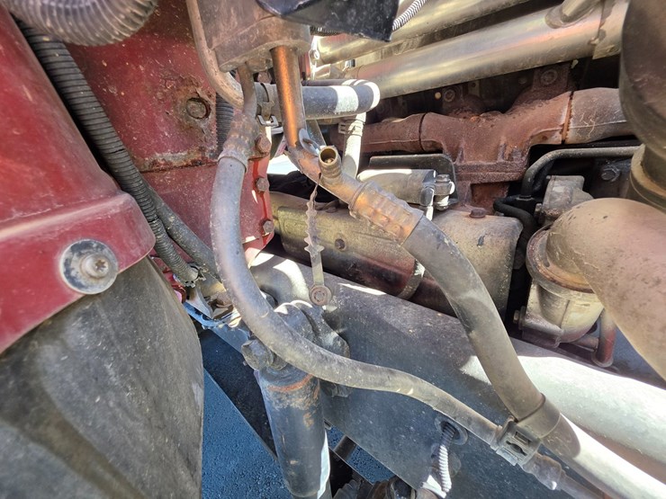 2007-freightliner-m2-106-image-41