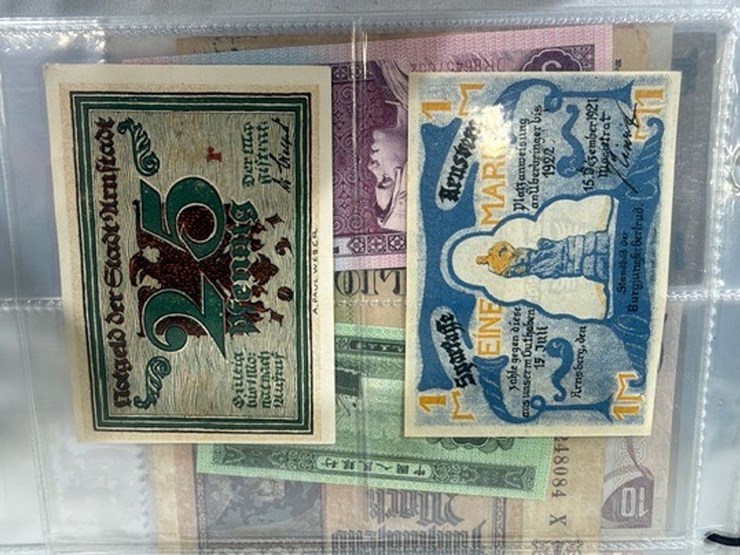 #40310-•-foreign-currency-bank-notes-image-44