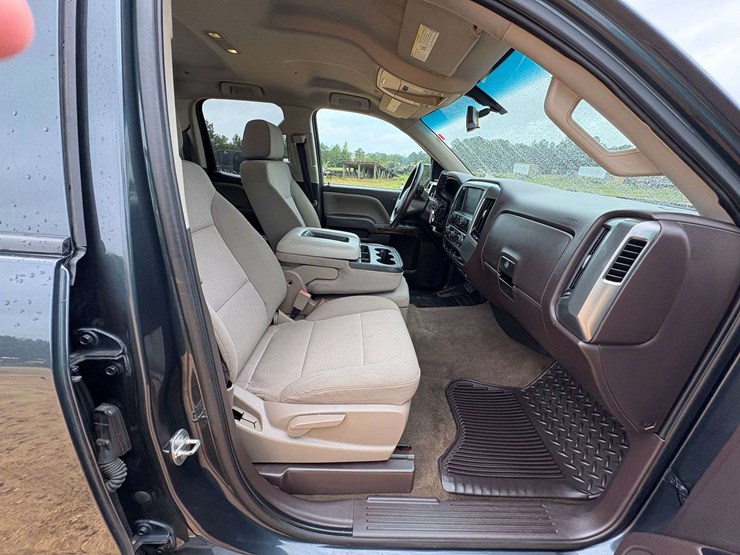2017-chevrolet-silverado-1500-image-19