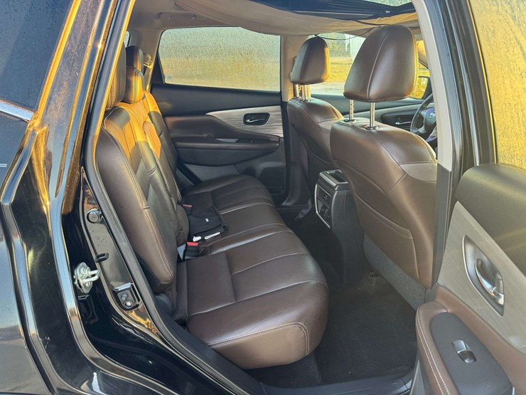 2015-nissan-murano-sl-image-17