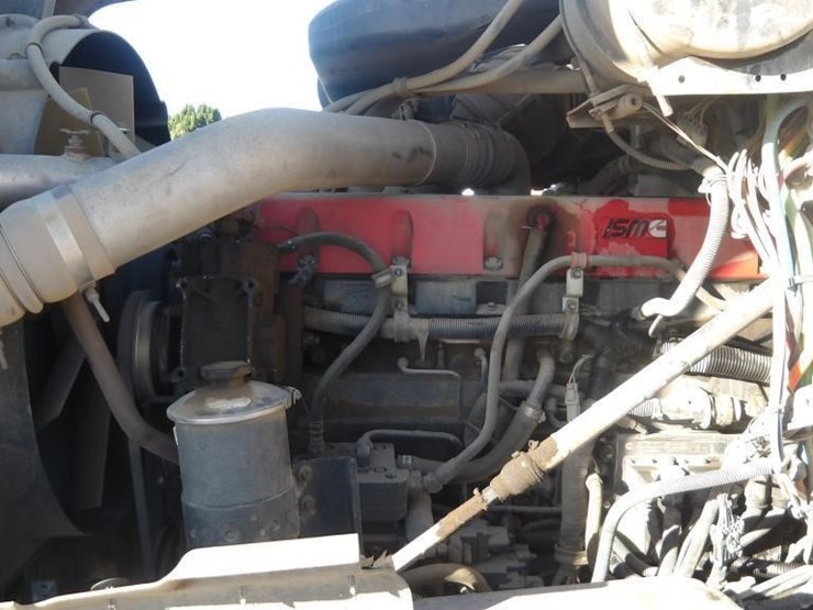 2002-international-5500i-dump-truck-image-8
