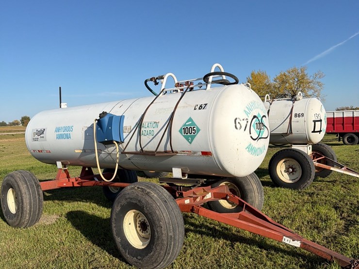 11-4-1450-gallon-nh3-tank,-16.5l---16.1-sl-tires-image-1