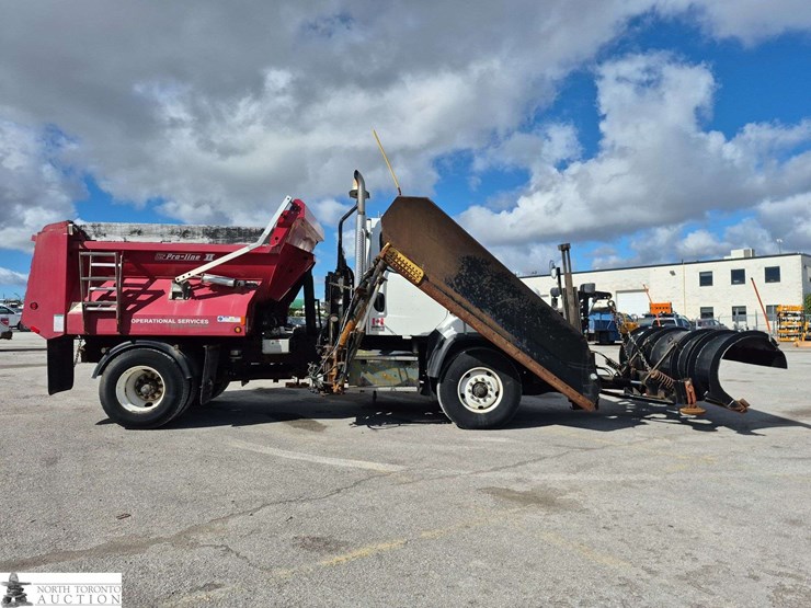 2019-freightliner-108sd-image-4