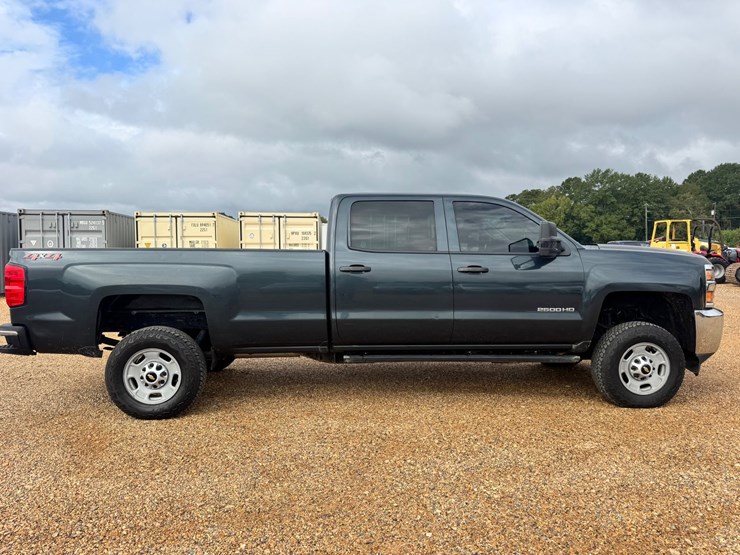 2019-chevrolet-2500-image-7