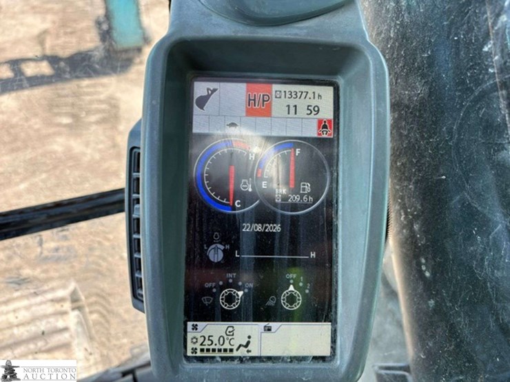 2012-deere-350g-lc-image-9