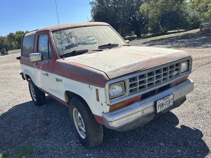 1987-ford-bronco-image-3