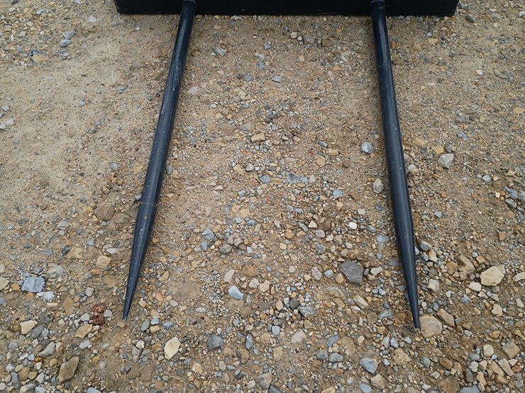 #l69-037-•-jct-bale-spear-skid-steer-attachment-image-5