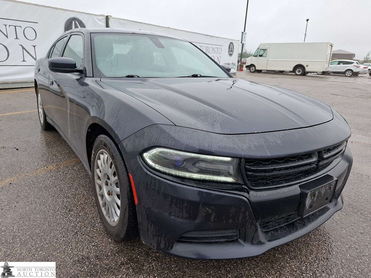 2017-dodge-charger-image-3
