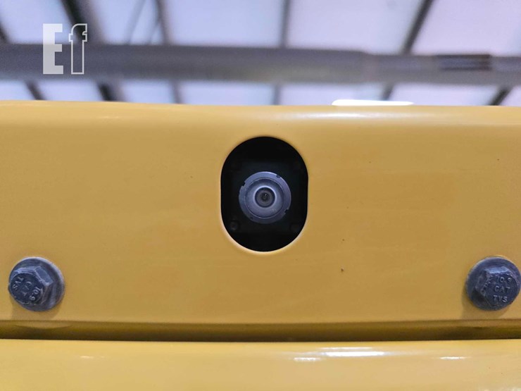 2021-caterpillar-307.5-image-25