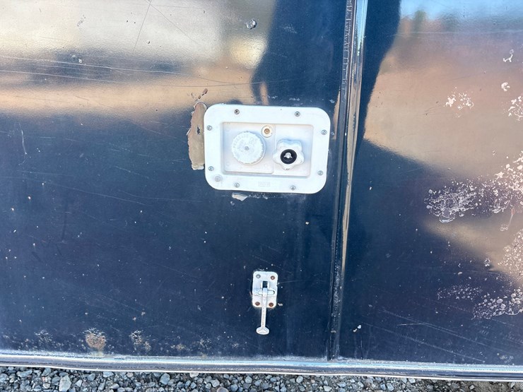 #1405-•-1993-lazy-n-horse-trailer-w/-living-quarters-image-23