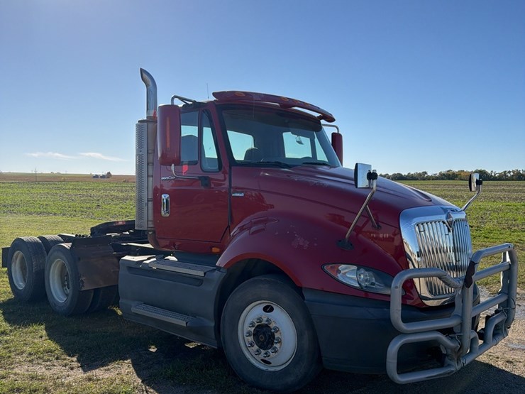 2012-international-prostar-image-14