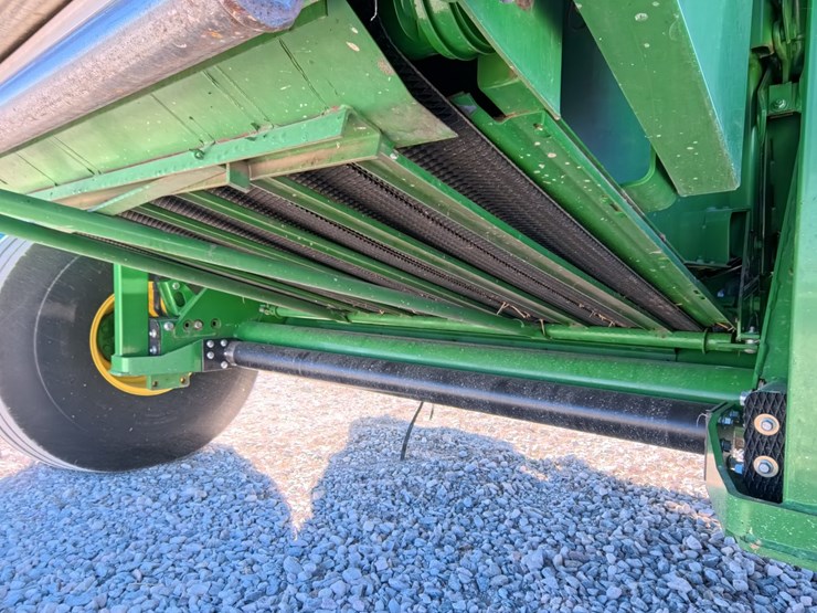john-deere-569-premium-image-49