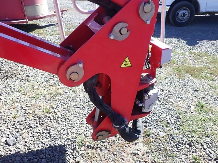2022-cmc-72hd+-arbor-pro-articulating-spider-lift-image-38