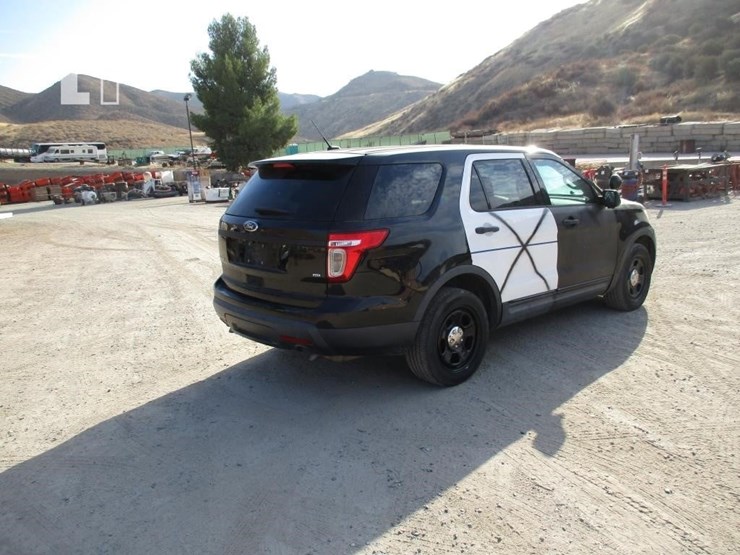 2014-ford-explorer-image-3