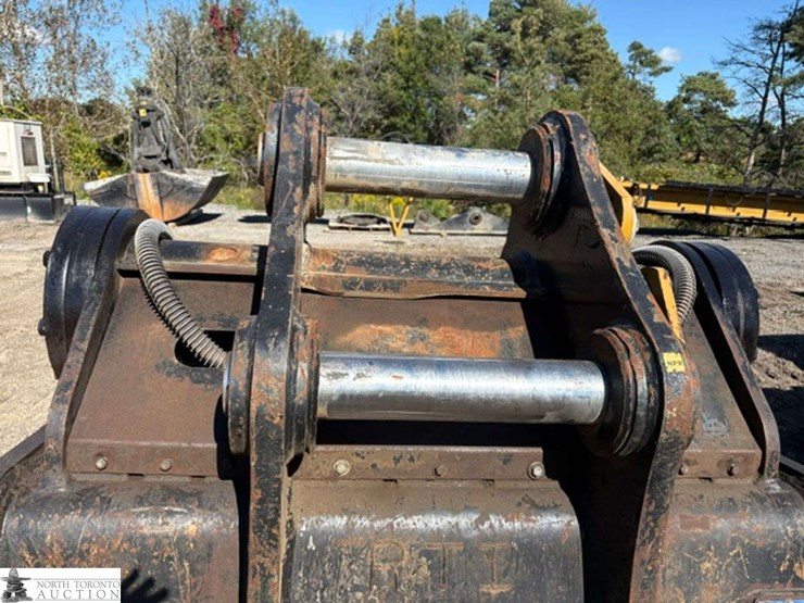 craig-48"-grapple-image-6