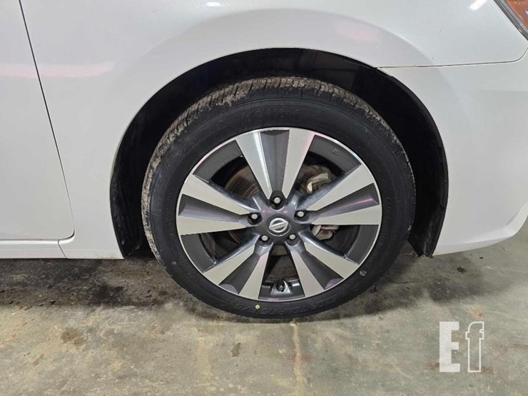 2017-nissan-sentra-image-22