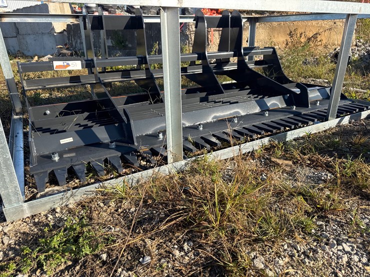 #51-•-skid-steer-land-leveler-image-1