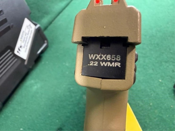 nib-kel-tec-pmr-30-22-wmr-pistol-image-6