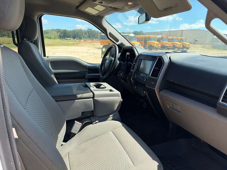 2015-ford-f150-xlt-image-18