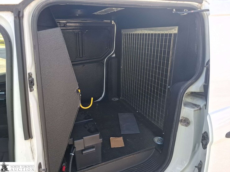 2015-ford-transit-connect-image-14