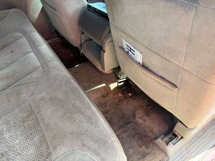 2000-chevrolet-silverado-1500-image-20
